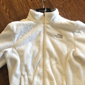 North face women’s osito jacket hat and gloves